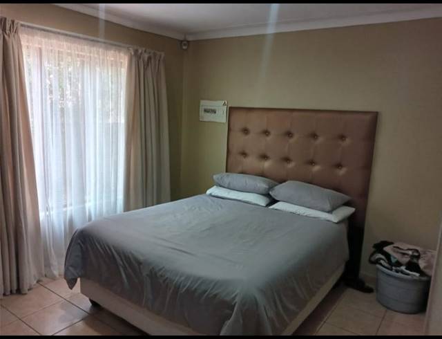 2 BEDROOM TOWNHOUSE FOR SALE IN THE REEDS